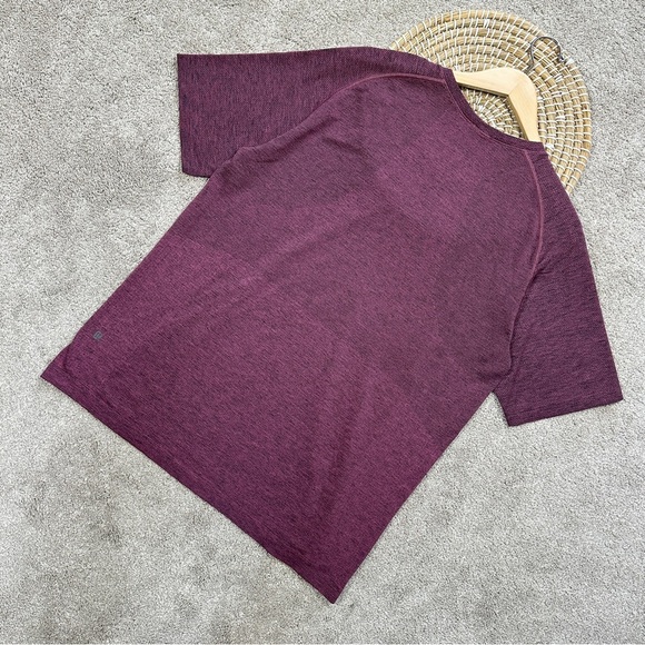 Lululemon Men’s Metal Vent Tech Shortsleeve Shirt 2.0 Gym in Pink Lychee XL - Picture 7 of 13